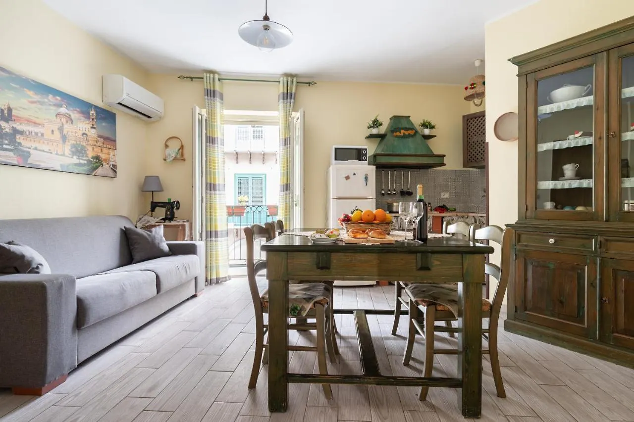 La Casa Del Centro Storico Apartment Palermo