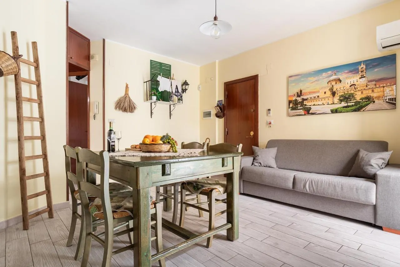 La Casa Del Centro Storico Apartment Palermo